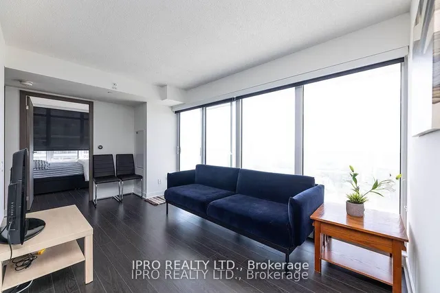 Additional image 16 of 19 Bathurst St Unit 2311