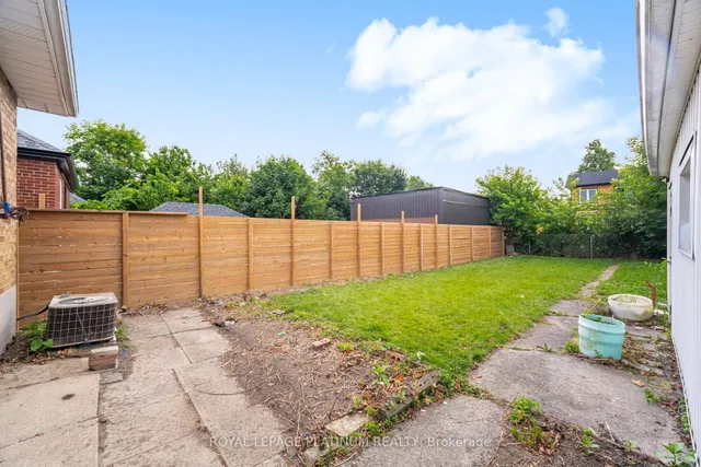 Additional image 10 of 79 Manitoba St