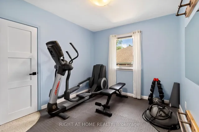 Additional image 21 of 7 Brenda Ave