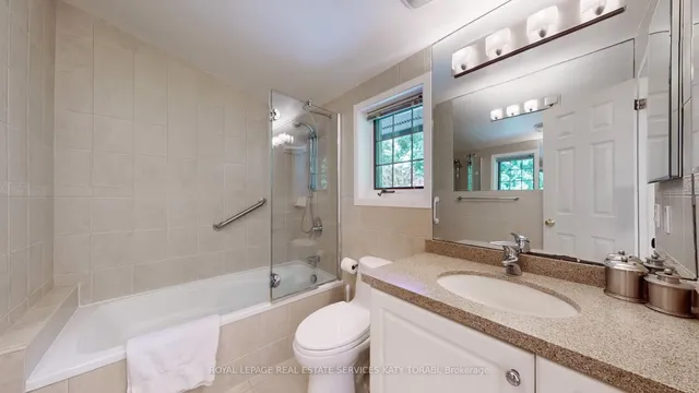 Additional image 24 of 21 Banbury Rd