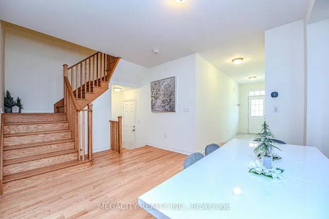 房产图片 7 - 5 Bushwood Tr