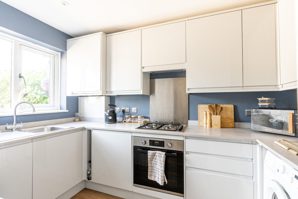 Additional image 3 of Holmbury, St Marys Court, Guildford Road, St Albans, AL1