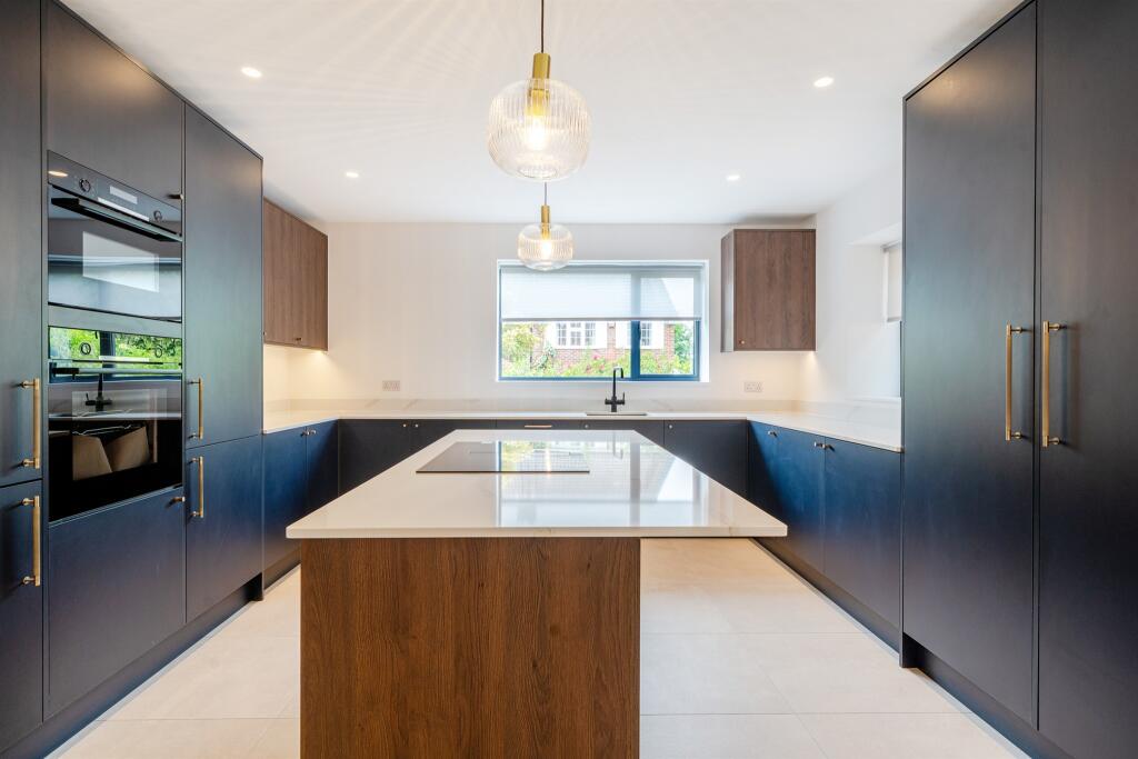 Additional image 4 of Mount Pleasant Lane, Bricket Wood, St. Albans