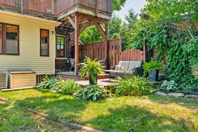 Additional image 43 of 176 Sherman Ave