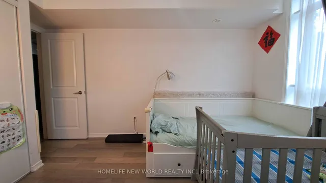 Additional image 13 of 1070 progress Ave