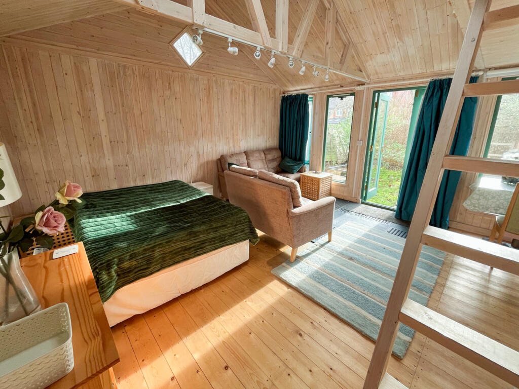 Additional image 22 of Batchwood Drive, St. Albans, Hertfordshire, AL3