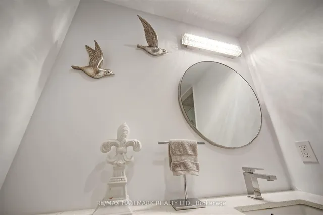 Additional image 23 of 260 Sackville St Unit 714