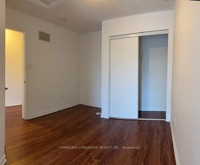 Additional image 22 of 15 Heron Park Pl Unit 14