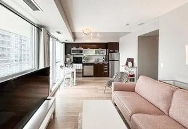 Additional image 14 of 100 Western Battery Rd Unit 1901