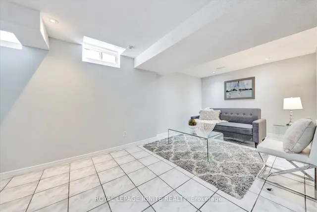 Additional image 20 of 14 Nostalgia Crt