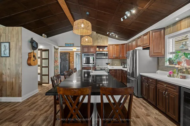 Additional image 12 of 16 Lakeshore Dr