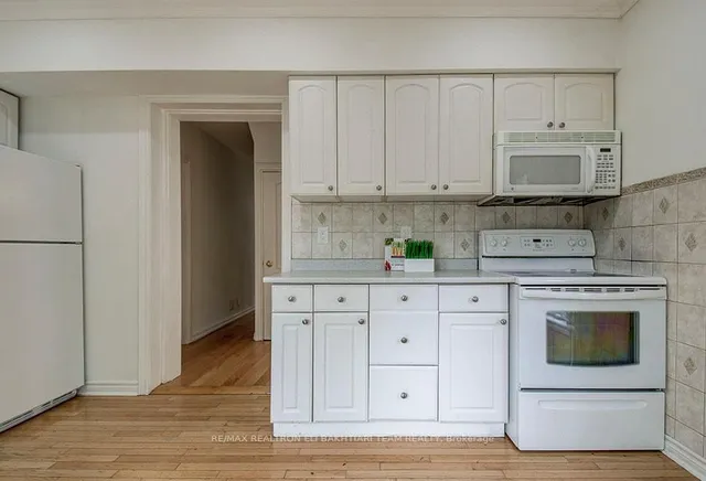 Additional image 43 of 29 Roseland Dr