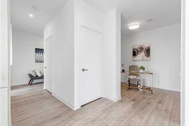 Additional image 25 of 15 Holmes Ave Unit 313