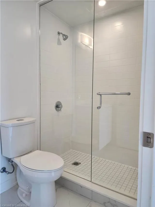 Additional image 14 of 55 Duke St Unit 1001