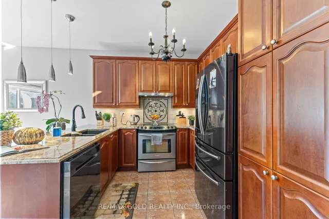 Additional image 11 of 69 Sled Dog Rd