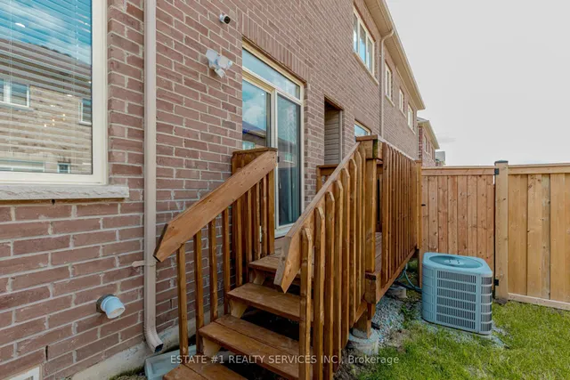 Additional image 42 of 128 Finegan Circ