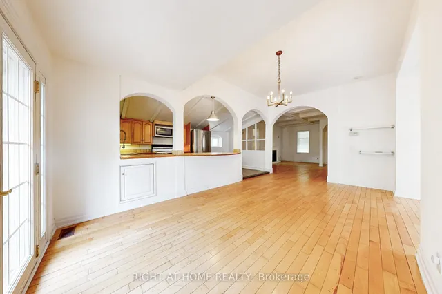 Additional image 14 of 170 Queens Ave