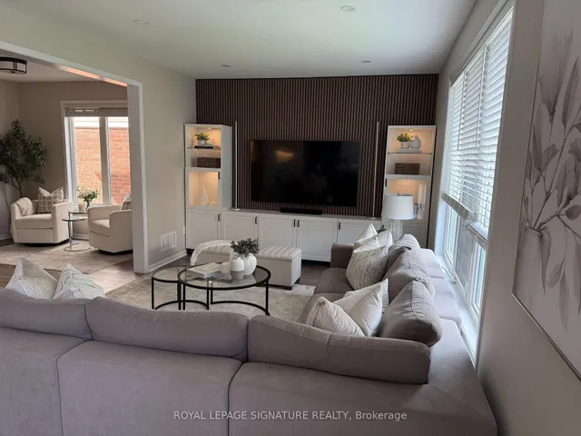 Additional image 6 of 439 Zuest Cres