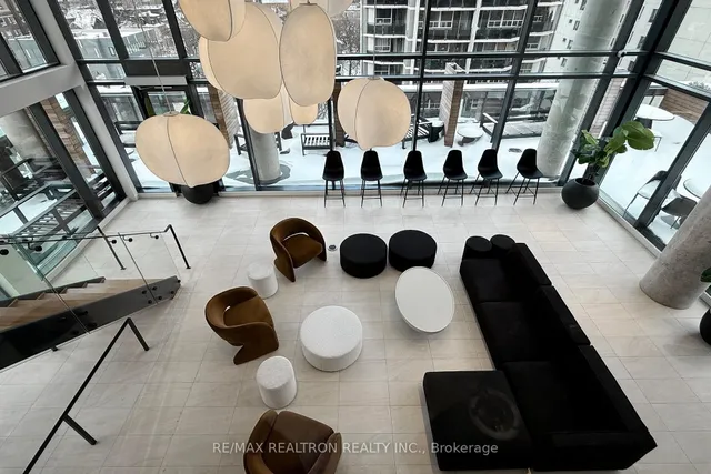 Additional image 35 of 81 Wellesley St Unit 2001