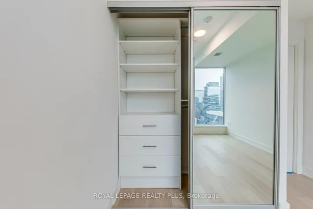 Additional image 24 of 15 Mercer St Unit 3406