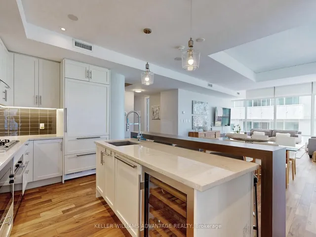 Additional image 15 of 29 Queens Quay Unit 401