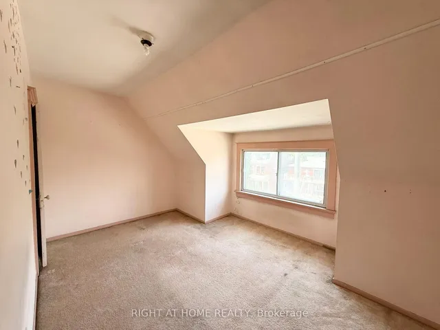 Additional image 23 of 665 Ossington Ave