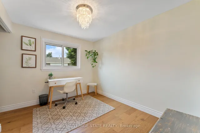 Additional image 17 of 25 Redbury St Unit 55