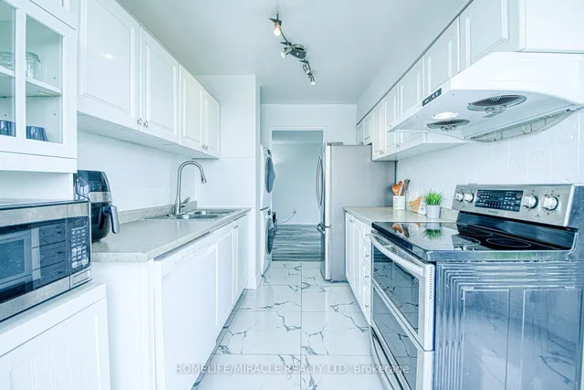 Additional image 17 of 3077 Weston Rd Unit 1004