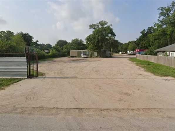 206 Hambrick Rd, Houston, TX 77060