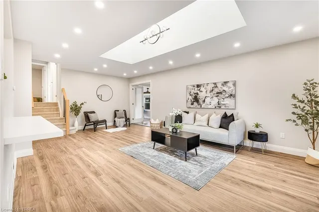 Additional image 2 of 94 Appleford Rd