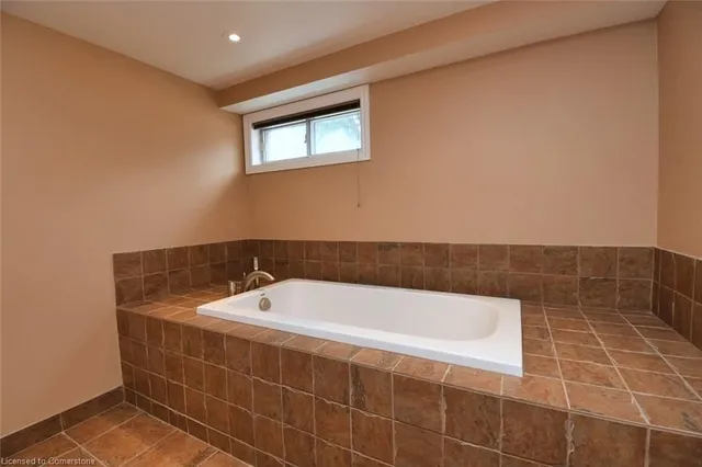 Additional image 40 of 33 Wilmar Crt