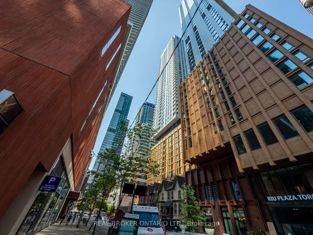 Additional image 17 of 8 Widmer St Unit 1106