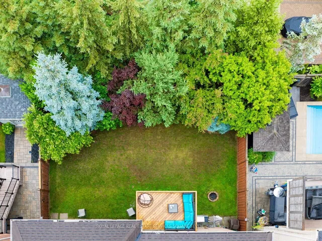 房产图片 2 - 2335 Awenda Dr