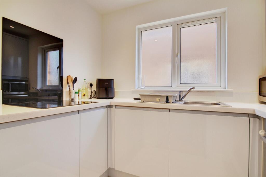 Additional image 8 of The Squirrels, Welwyn Garden City