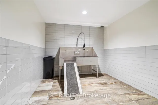 Additional image 27 of 45 Yorkland Blvd Unit 609