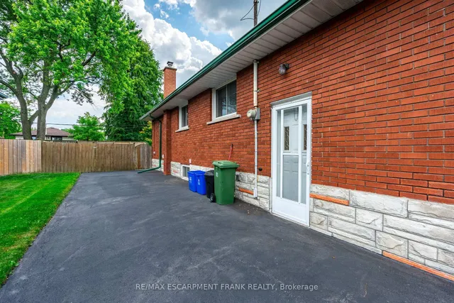 Additional image 43 of 6 DEAN Ave