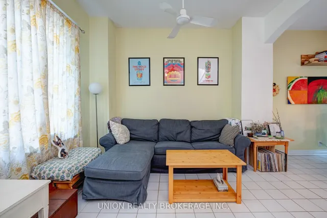 Additional image 3 of 211 De Grassi St