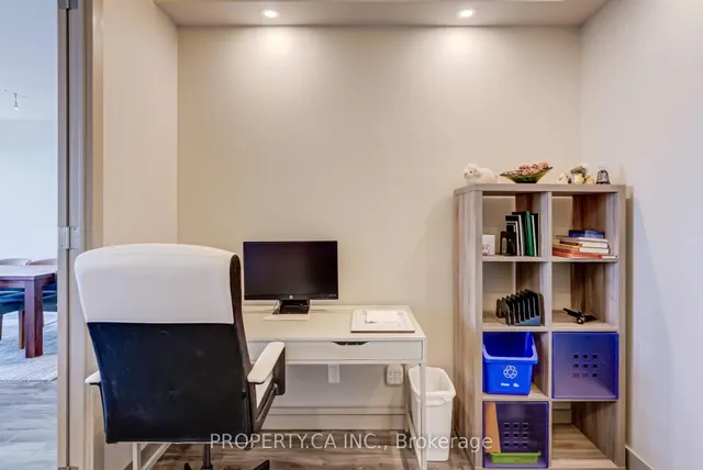 Additional image 22 of 8 Hillcrest Ave Unit PH 201