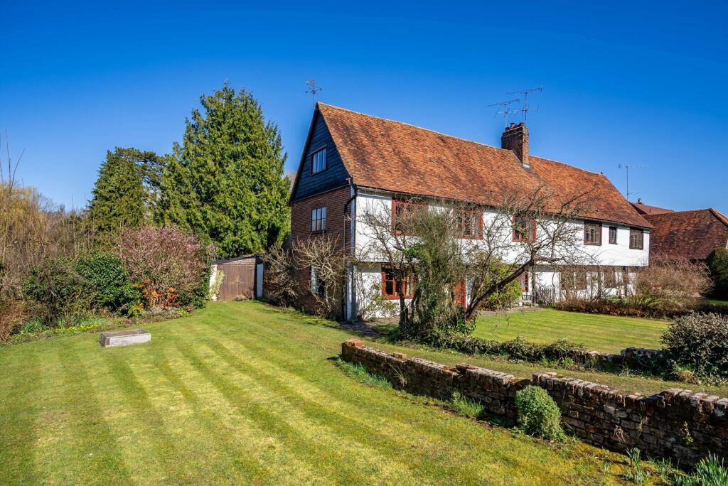 Additional image 24 of Ash Grove, Wheathampstead, St. Albans, Hertfordshire, AL4