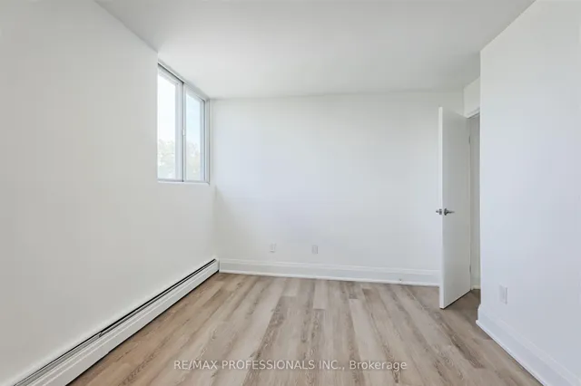 Additional image 37 of 11 Neilson Dr Unit 502