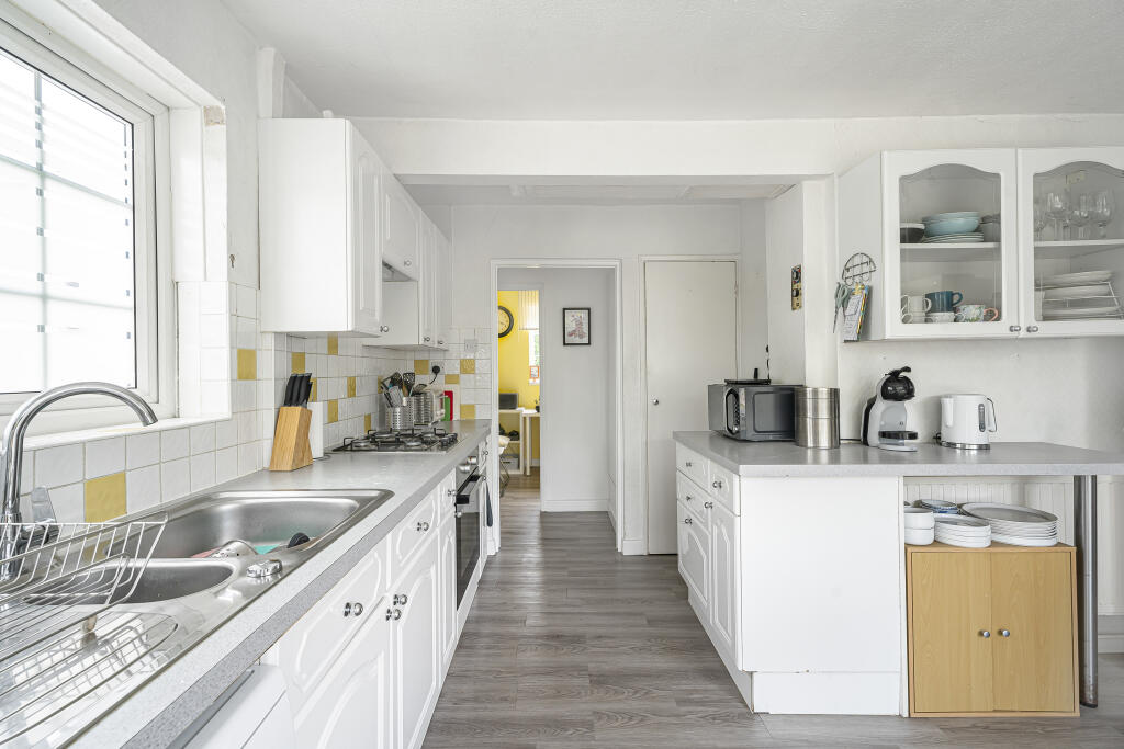 Additional image 4 of Howlands, Welwyn Garden City, Hertfordshire, AL7