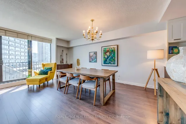 Additional image 24 of 33 Harbour Sq Unit 1032