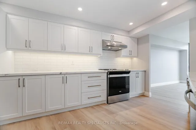 房产图片 10 - 1240 Marlborough Crt 单元606