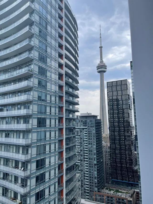 Additional image 3 of 28 Widmer St Unit 3528