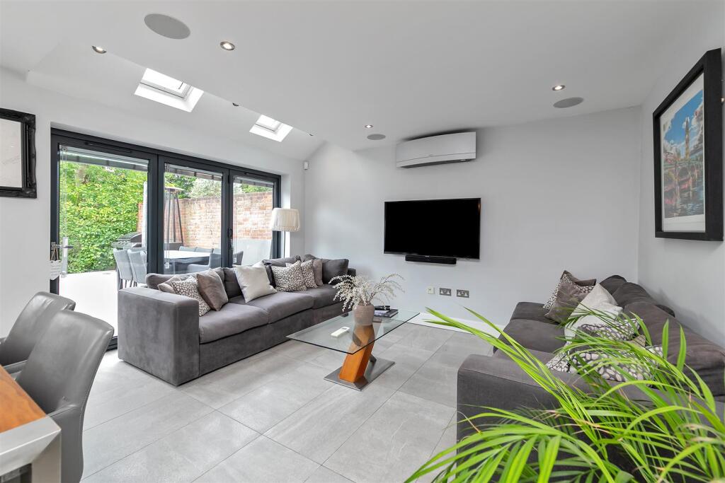 Additional image 13 of London Road, St. Albans