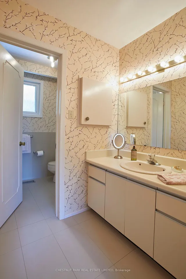 Additional image 18 of 252 Otonabee Ave