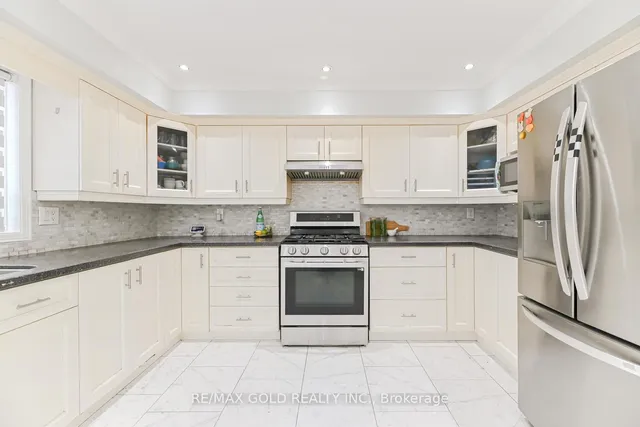 Additional image 18 of 26 Larchwood Pl