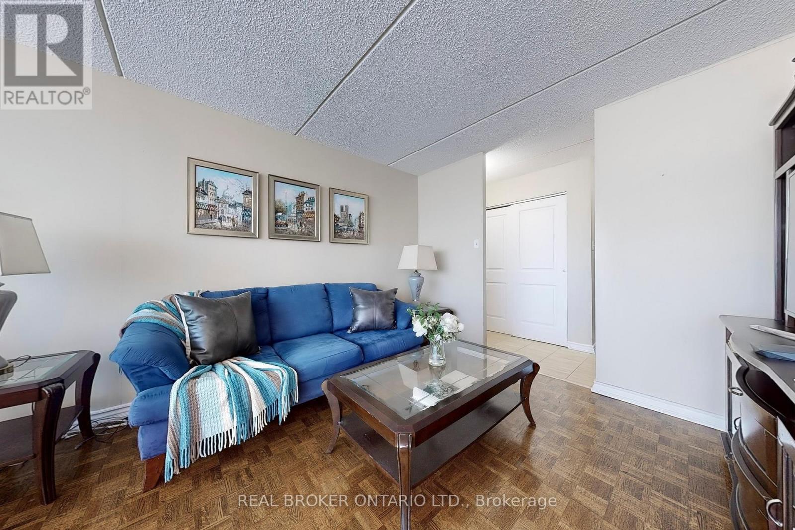 Property image for 1012 - 2 GLAMORGAN AVENUE|Toronto (Dorset Park), Ontario M1P2M8