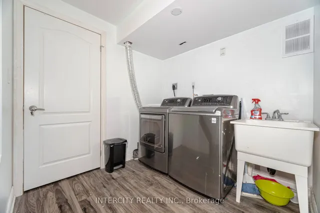 Additional image 34 of 30 Pape Dr