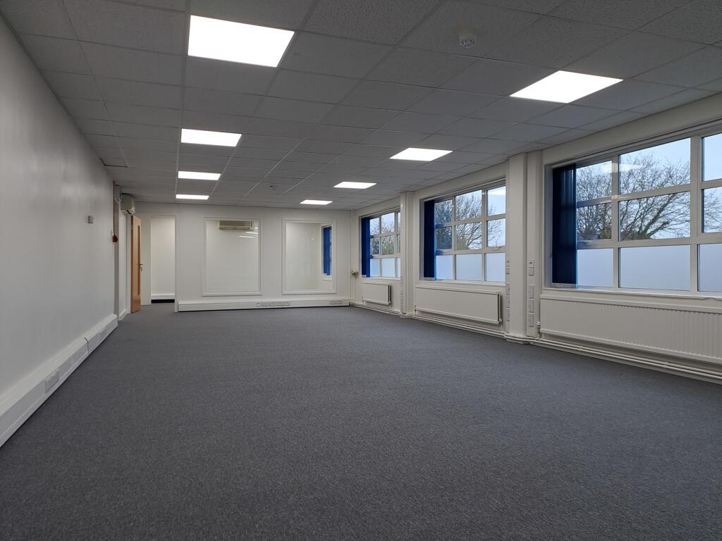 Additional image 4 of 150 Great North Road, Hatfield, Hertfordshire, AL9 5JN